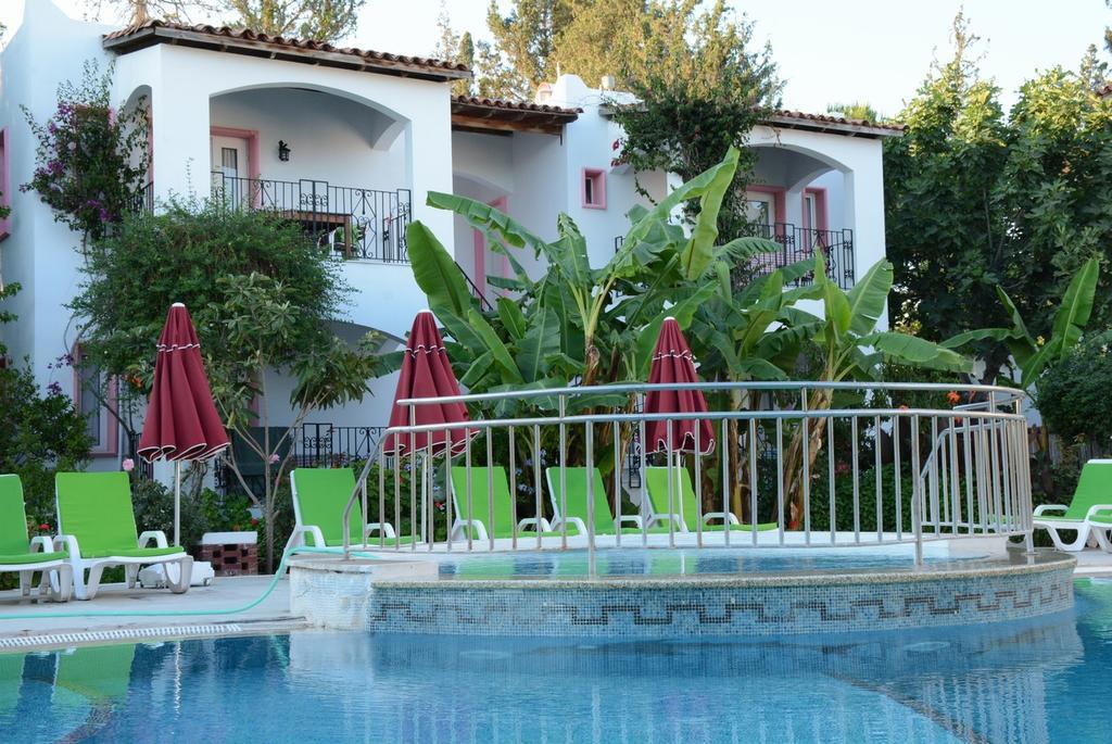 Villa Nergis Bitez Exteriér fotografie